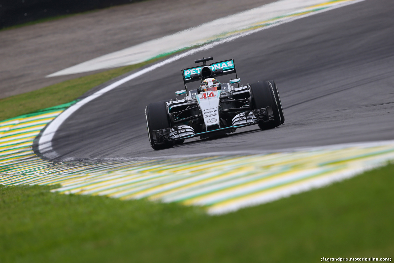 GP BRASILE, 13.11.2015 - Prove Libere 1, Lewis Hamilton (GBR) Mercedes AMG F1 W06