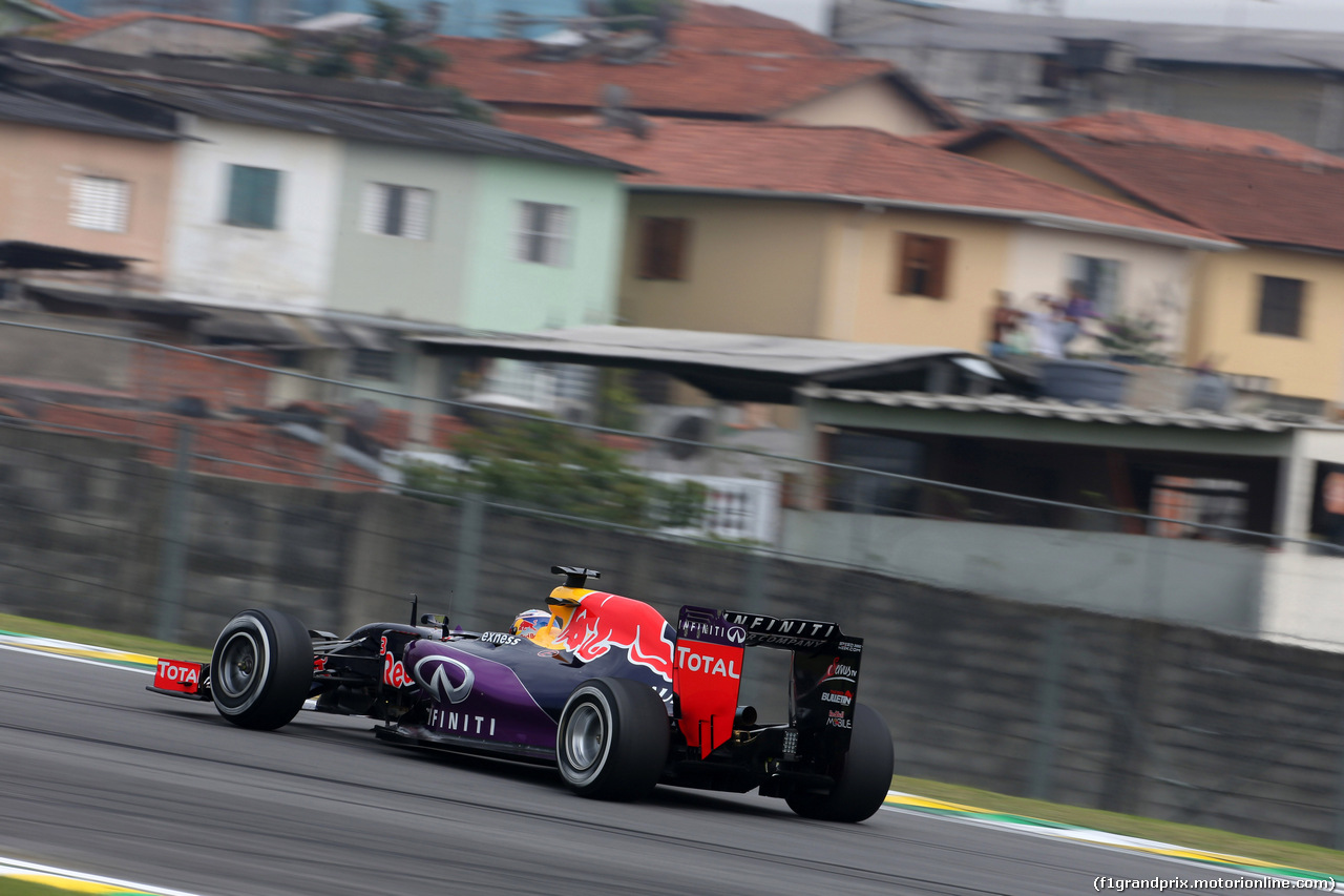 GP BRASILE, 13.11.2015 - Prove Libere 1, Daniel Ricciardo (AUS) Red Bull Racing RB11