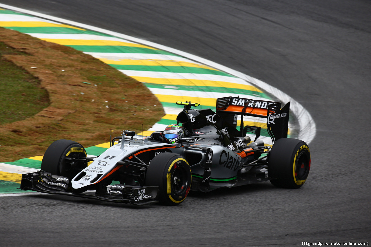 GP BRASILE, 13.11.2015 - Prove Libere 2, Sergio Perez (MEX) Sahara Force India F1 VJM08