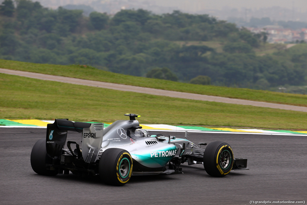 GP BRASILE, 13.11.2015 - Prove Libere 2, Nico Rosberg (GER) Mercedes AMG F1 W06