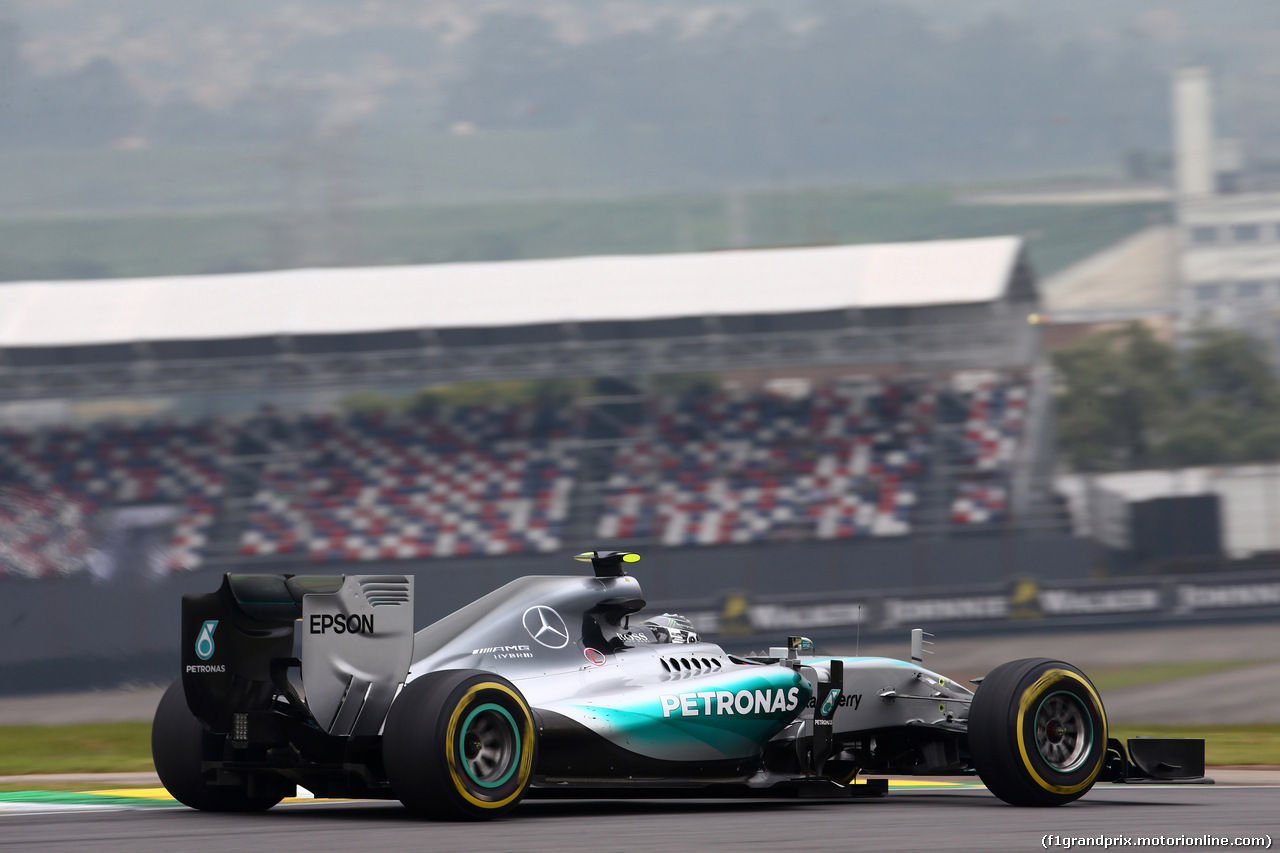 GP BRASILE, 13.11.2015 - Prove Libere 2, Nico Rosberg (GER) Mercedes AMG F1 W06