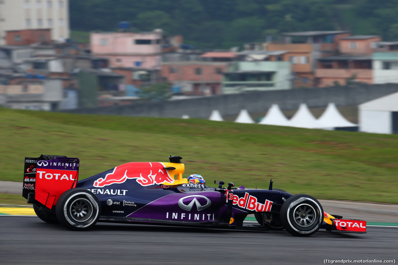 GP BRASILE, 13.11.2015 - Prove Libere 2, Daniel Ricciardo (AUS) Red Bull Racing RB11