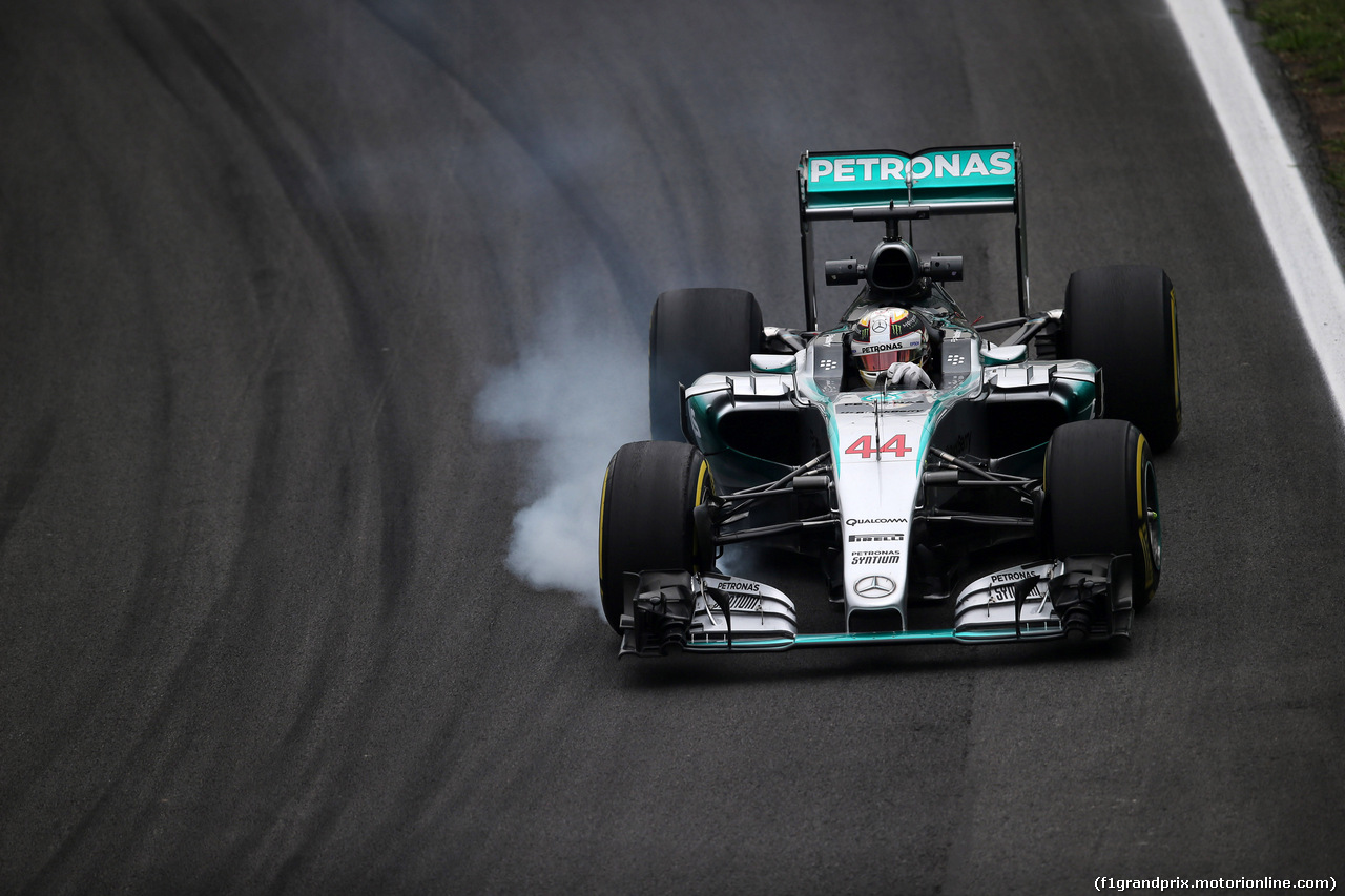 GP BRASILE, 13.11.2015 - Prove Libere 2, Lewis Hamilton (GBR) Mercedes AMG F1 W06