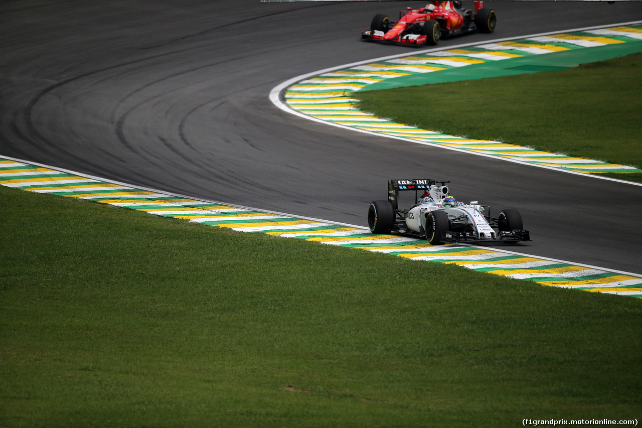 GP BRASILE, 13.11.2015 - Prove Libere 2, Felipe Massa (BRA) Williams F1 Team FW37 e Sebastian Vettel (GER) Ferrari SF15-T