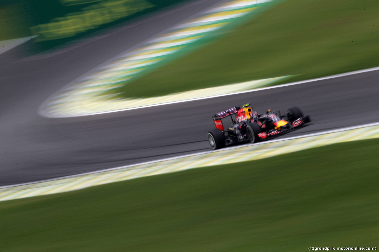 GP BRASILE, 13.11.2015 - Prove Libere 2, Daniil Kvyat (RUS) Red Bull Racing RB11