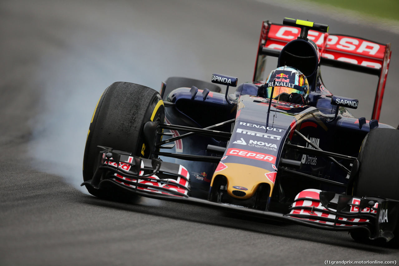 GP BRASILE, 13.11.2015 - Prove Libere 2, Carlos Sainz Jr (ESP) Scuderia Toro Rosso STR10