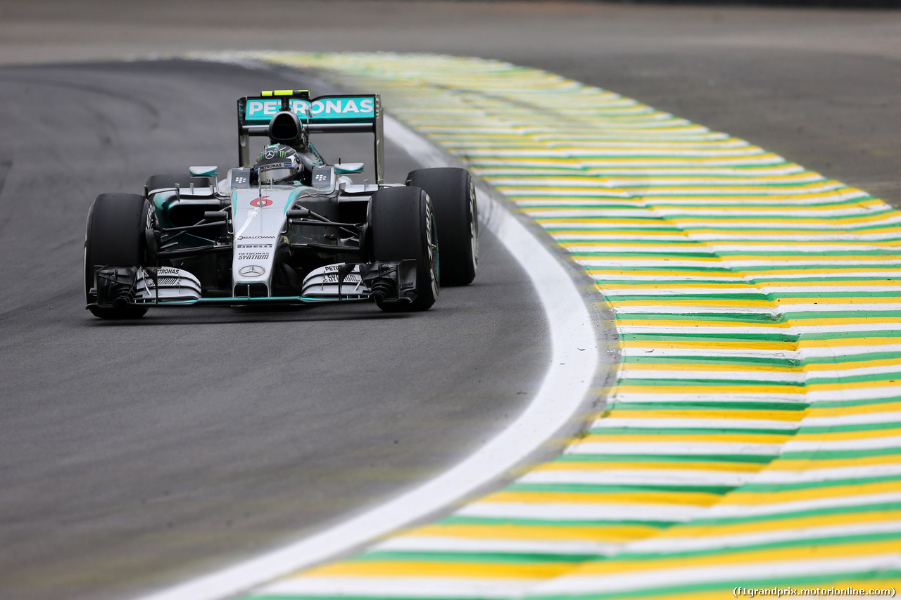 GP BRASILE, 13.11.2015 - Prove Libere 2, Nico Rosberg (GER) Mercedes AMG F1 W06