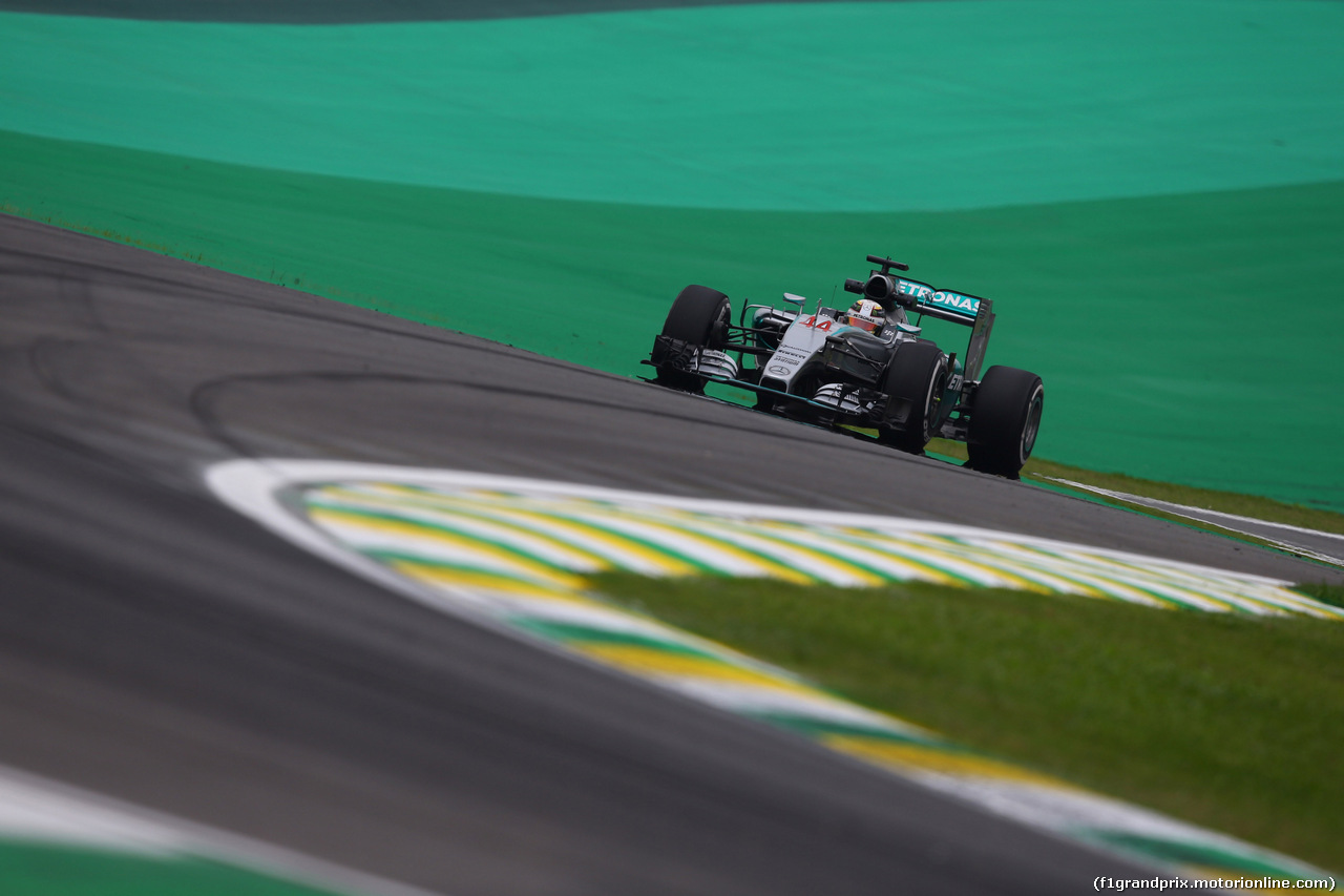 GP BRASILE, 13.11.2015 - Prove Libere 1, Lewis Hamilton (GBR) Mercedes AMG F1 W06