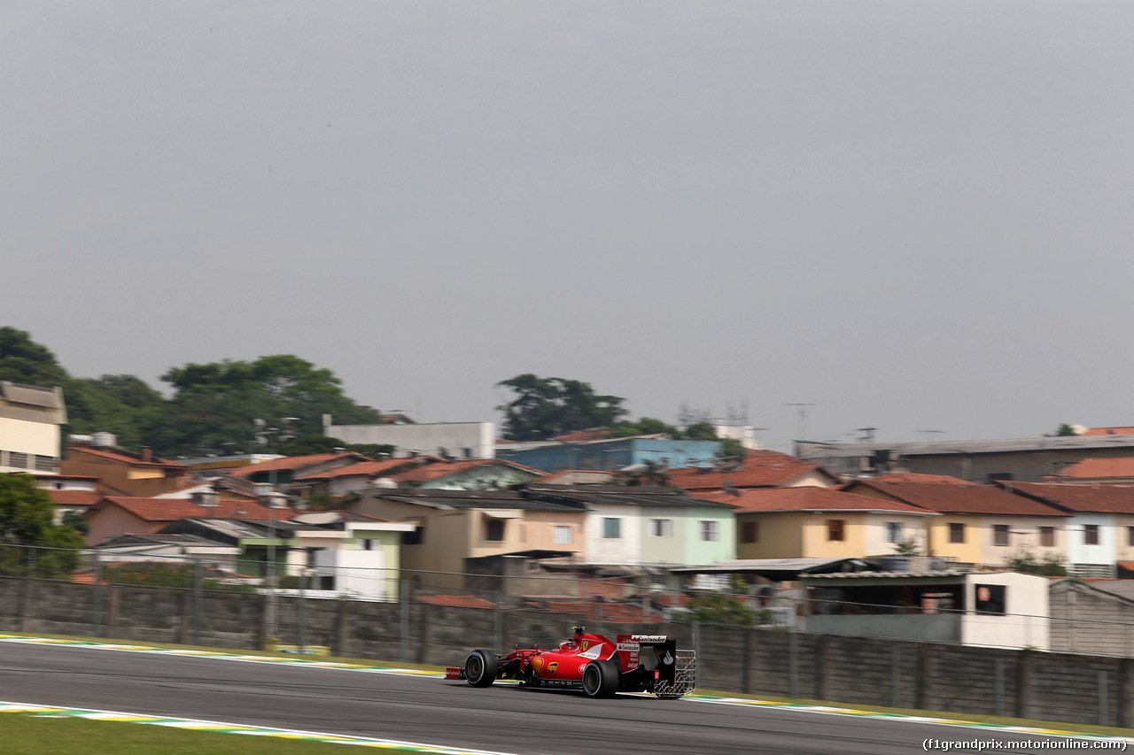 GP BRASILE, 13.11.2015 - Prove Libere 1, Kimi Raikkonen (FIN) Ferrari SF15-T