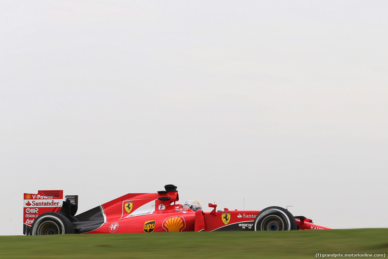 GP BRASILE, 13.11.2015 - Prove Libere 1, Sebastian Vettel (GER) Ferrari SF15-T