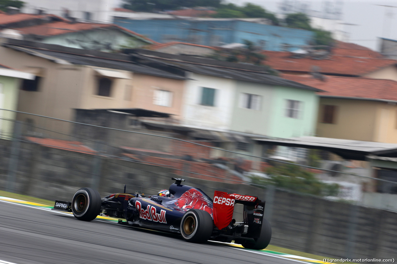 GP BRASILE, 13.11.2015 - Prove Libere 1, Max Verstappen (NED) Scuderia Toro Rosso STR10