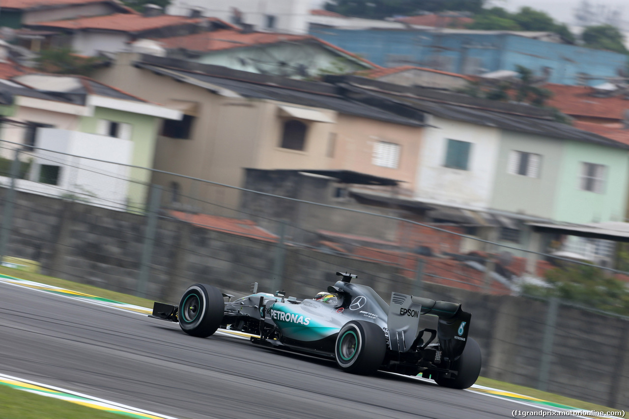 GP BRASILE, 13.11.2015 - Prove Libere 1, Lewis Hamilton (GBR) Mercedes AMG F1 W06