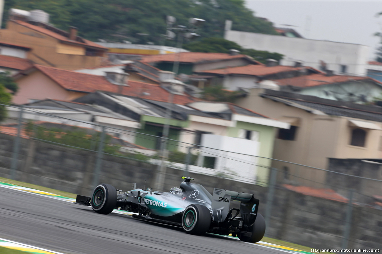 GP BRASILE, 13.11.2015 - Prove Libere 1, Nico Rosberg (GER) Mercedes AMG F1 W06