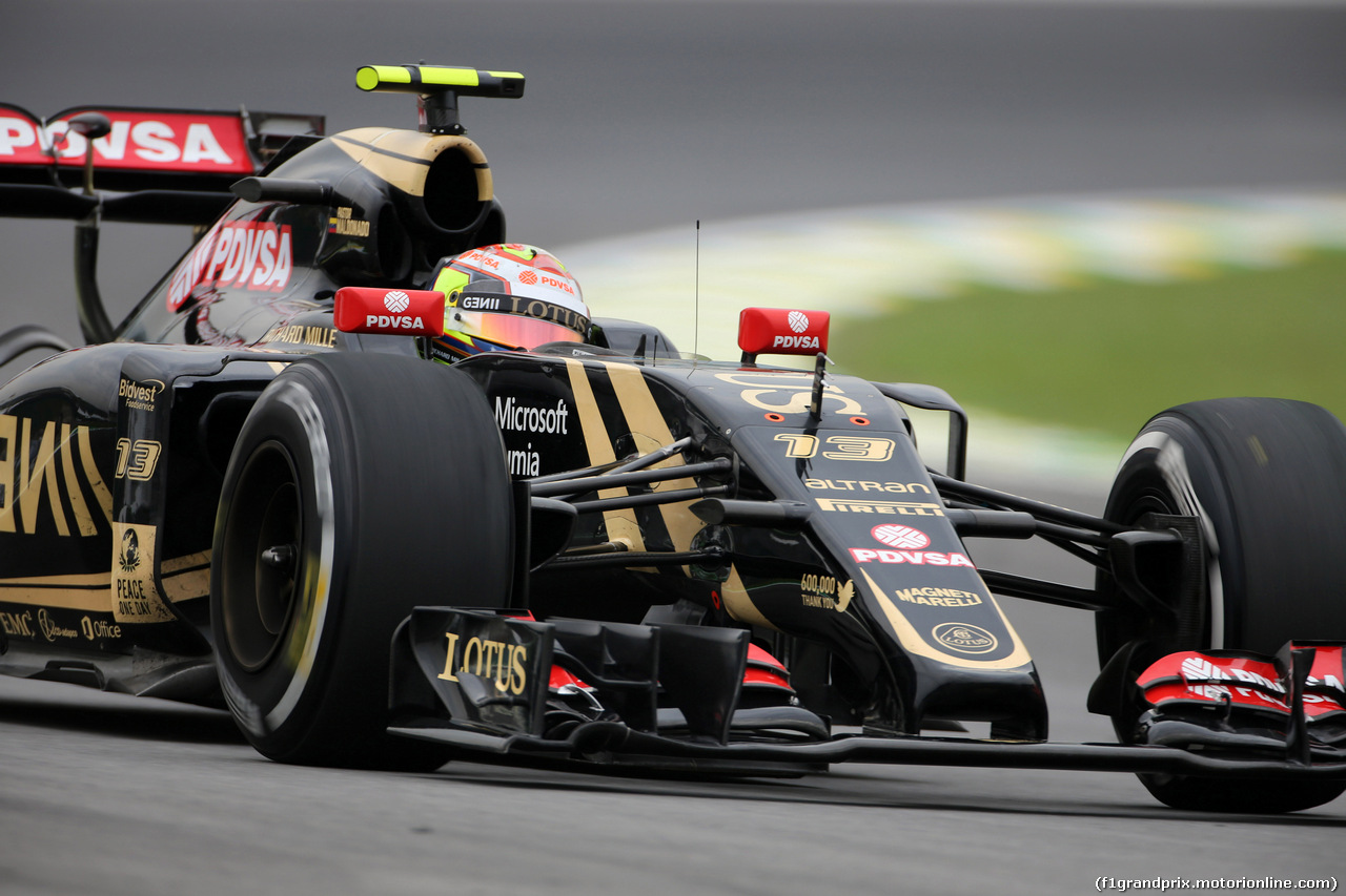GP BRASILE, 13.11.2015 - Prove Libere 1, Pastor Maldonado (VEN) Lotus F1 Team E23