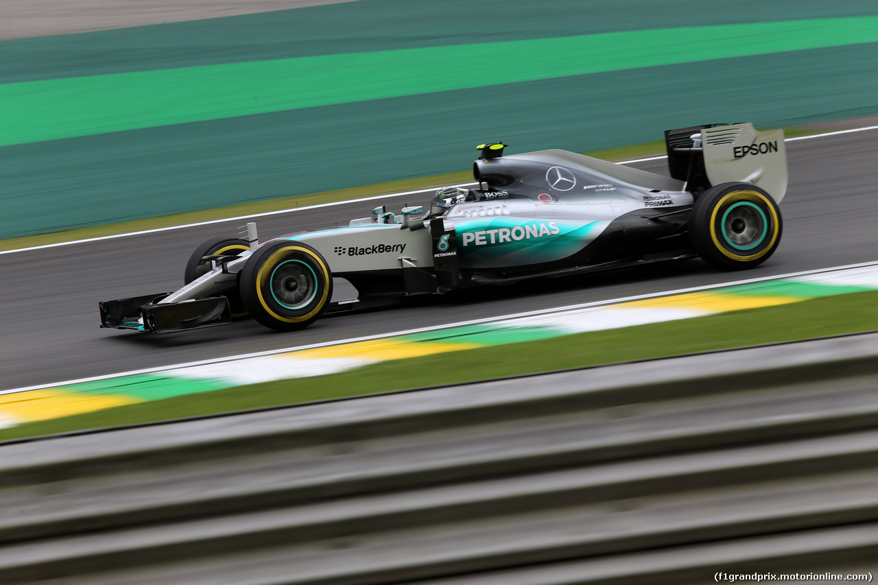 GP BRASILE, 13.11.2015 - Prove Libere 2, Nico Rosberg (GER) Mercedes AMG F1 W06