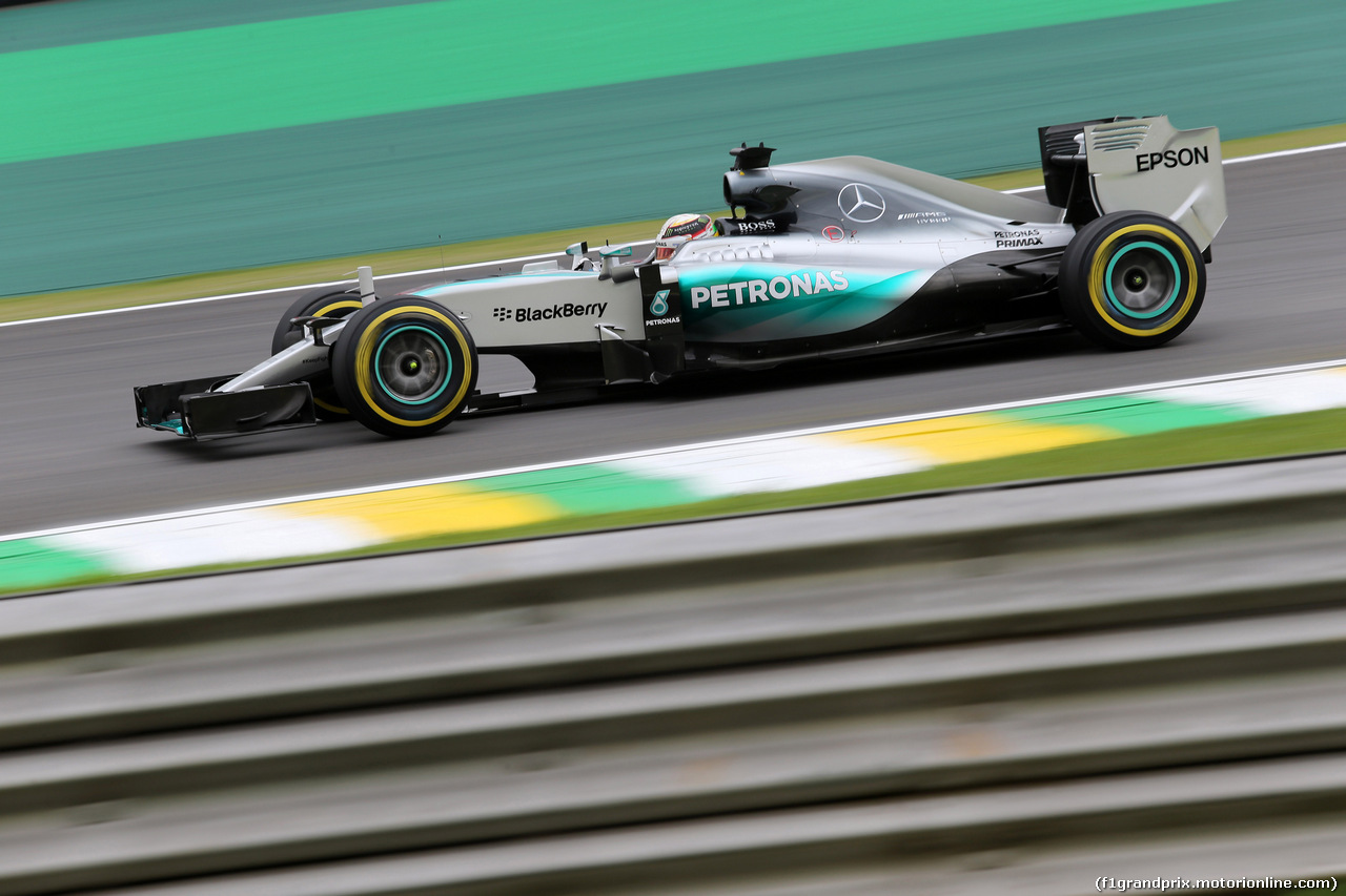 GP BRASILE, 13.11.2015 - Prove Libere 2, Lewis Hamilton (GBR) Mercedes AMG F1 W06