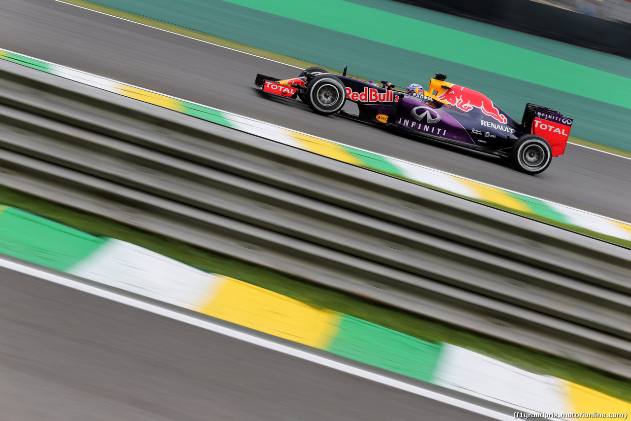 GP BRASILE, 13.11.2015 - Prove Libere 2, Daniel Ricciardo (AUS) Red Bull Racing RB11