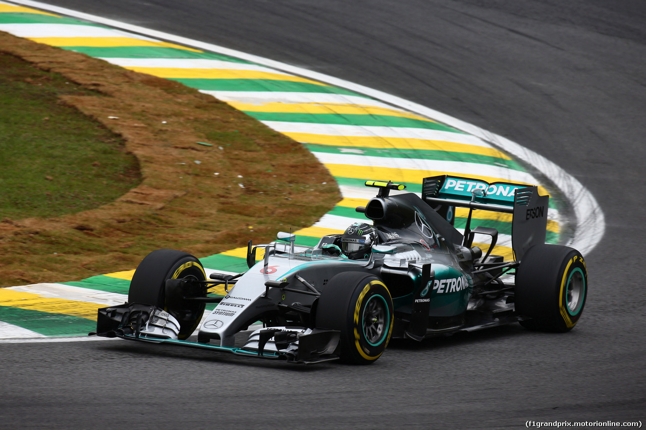 GP BRASILE, 13.11.2015 - Prove Libere 2, Nico Rosberg (GER) Mercedes AMG F1 W06