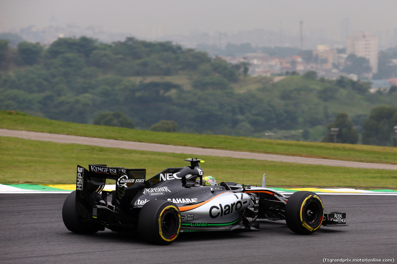 GP BRASILE, 13.11.2015 - Prove Libere 2, Sergio Perez (MEX) Sahara Force India F1 VJM08