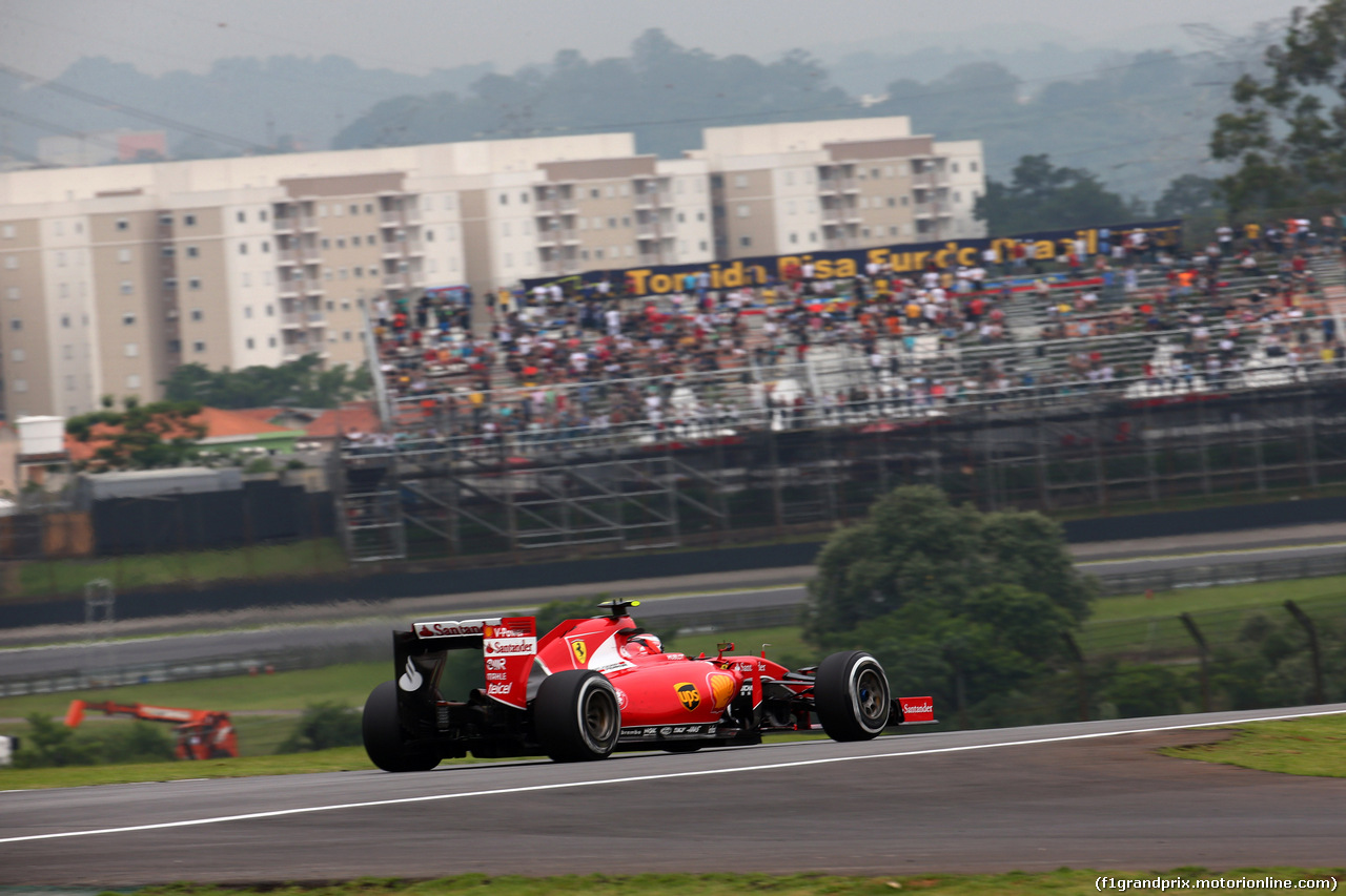 GP BRASILE, 13.11.2015 - Prove Libere 2, Kimi Raikkonen (FIN) Ferrari SF15-T