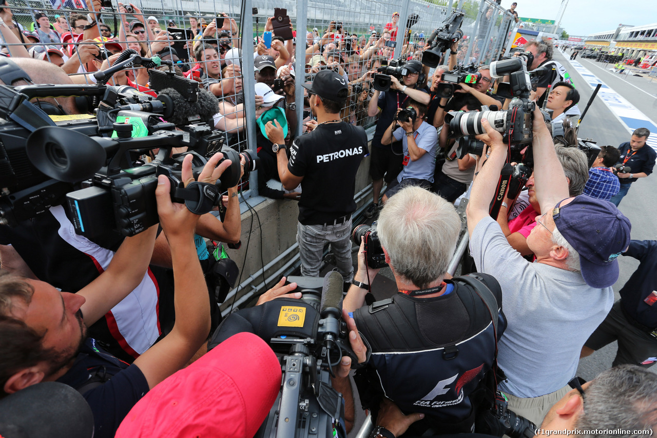 GP CANADA, 07.06.2015 - Gara, Festeggiamenti, Lewis Hamilton (GBR) Mercedes AMG F1 W06, vincitore