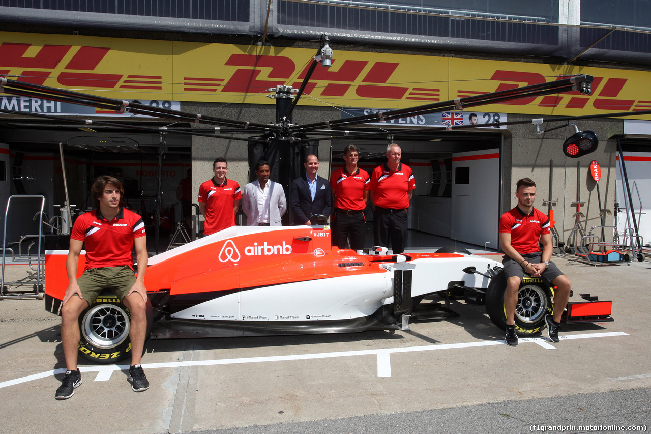 GP CANADA, 04.06.2015 - Roberto Merhi (ESP) Manor Marussia F1 Team e William Stevens (GBR) Manor Marussia F1 Team