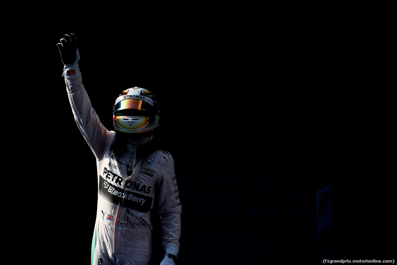 GP CINA, 12.04.2015 - Gara, Lewis Hamilton (GBR) Mercedes AMG F1 W06 vincitore