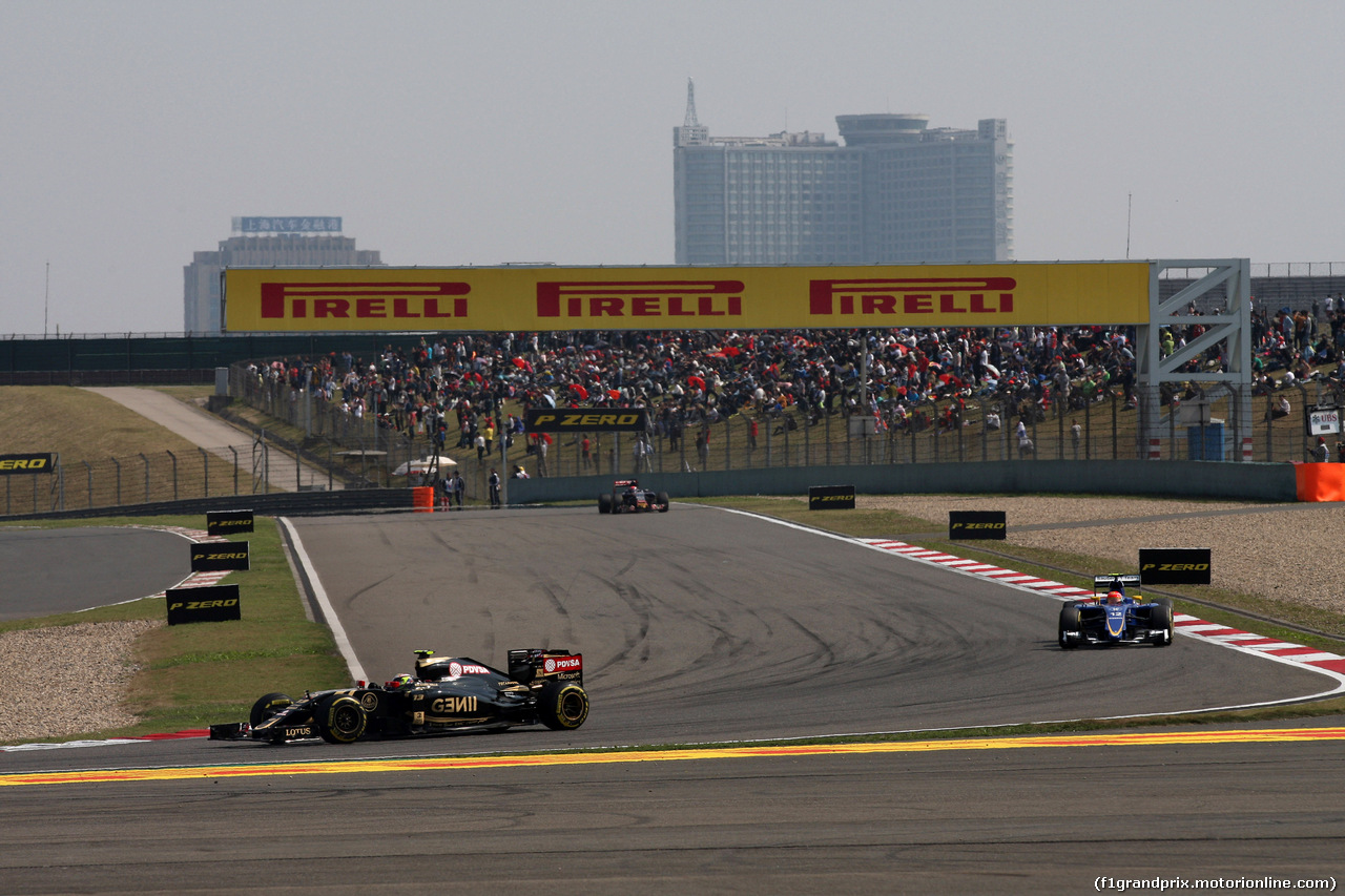 GP CINA, 12.04.2015 - Gara, Pastor Maldonado (VEN) Lotus F1 Team E23