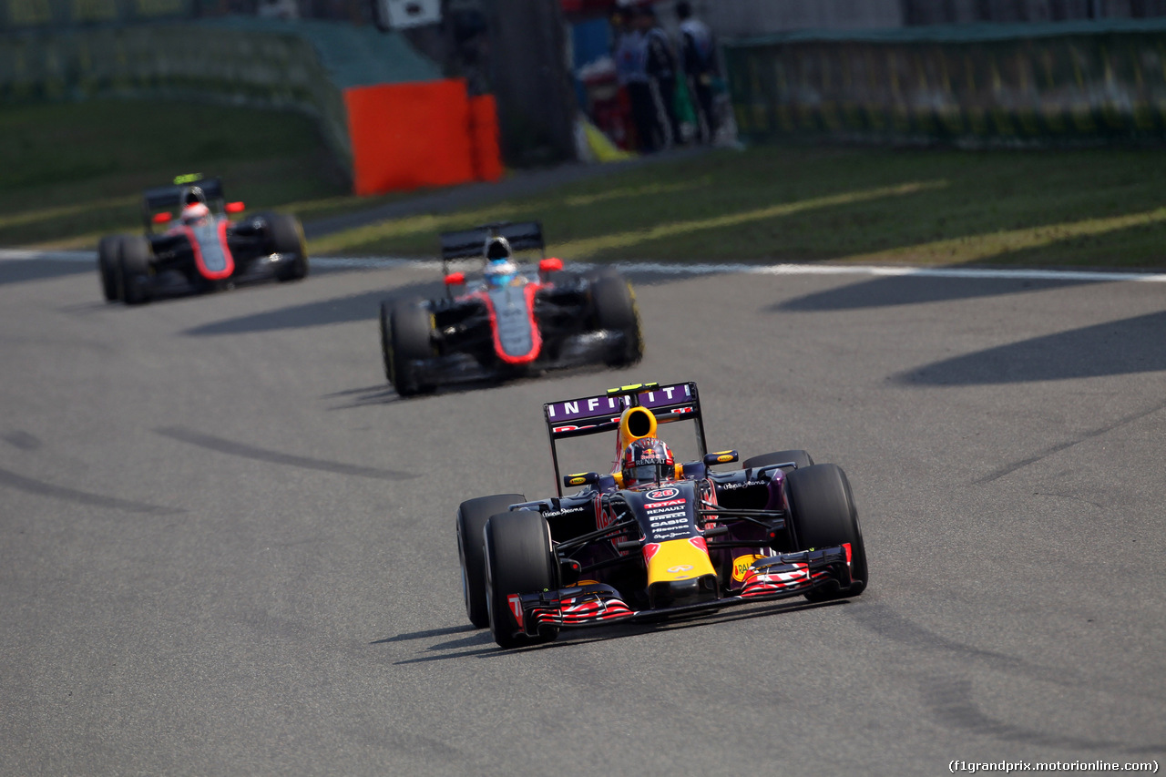 GP CINA, 12.04.2015 - Gara, Daniil Kvyat (RUS) Red Bull Racing RB11