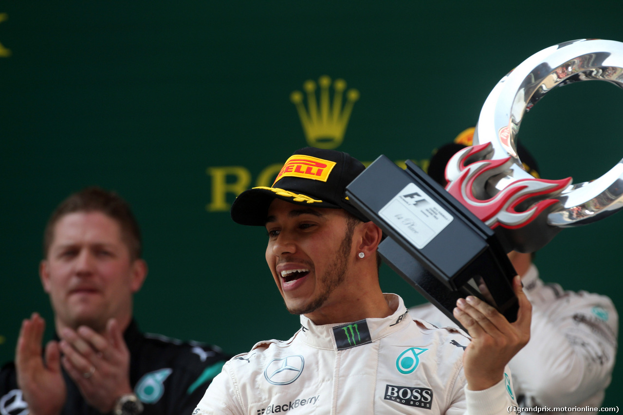 GP CINA, 12.04.2015 - Gara, Lewis Hamilton (GBR) Mercedes AMG F1 W06 vincitore