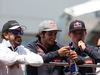 GP CINA, 12.04.2015 - Drivers parade, Fernando Alonso (ESP) McLaren Honda MP4-30, Carlos Sainz Jr (ESP) Scuderia Toro Rosso STR10 e Max Verstappen (NED) Scuderia Toro Rosso STR10