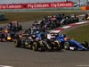 GP CINA, 12.04.2015 - Gara, Romain Grosjean (FRA) Lotus F1 Team E23 e Felipe Nasr (BRA) Sauber C34