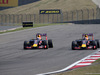 GP CINA, 12.04.2015 - Gara, Daniel Ricciardo (AUS) Red Bull Racing RB11 e Daniil Kvyat (RUS) Red Bull Racing RB11