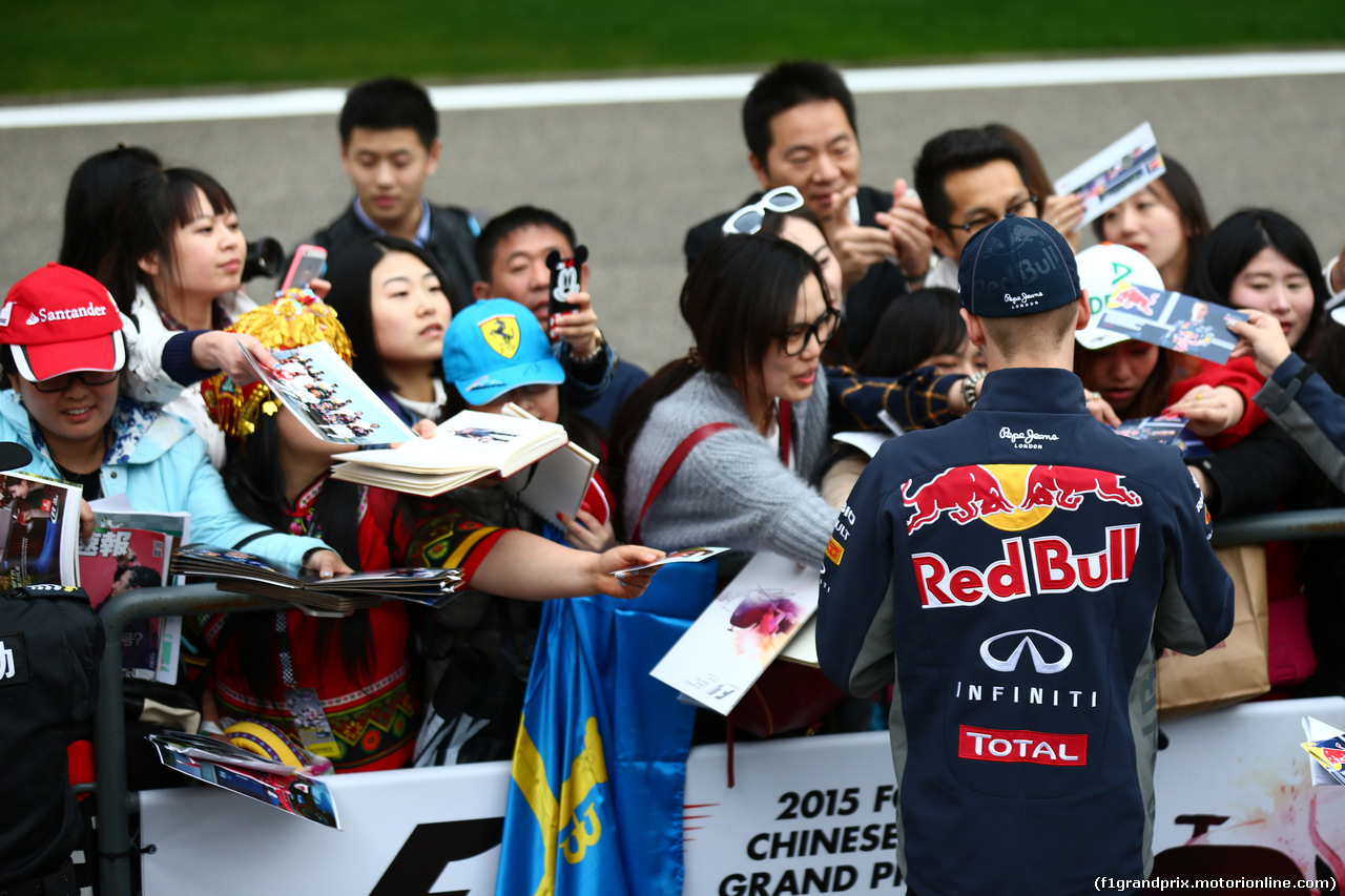 GP CINA, 09.04.2015 - Daniil Kvyat (RUS) Red Bull Racing RB11