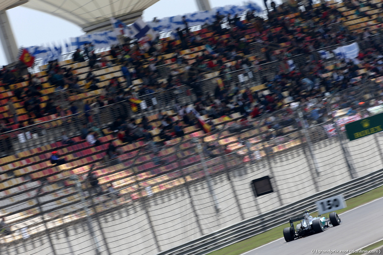 GP CINA, 11.04.2015 - Prove Libere 3, Nico Rosberg (GER) Mercedes AMG F1 W06