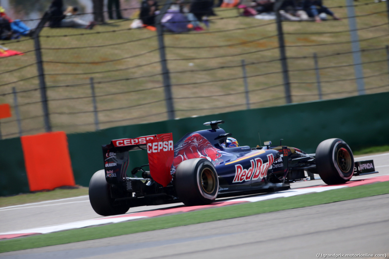 GP CINA, 11.04.2015 - Prove Libere 3, Max Verstappen (NED) Scuderia Toro Rosso STR10