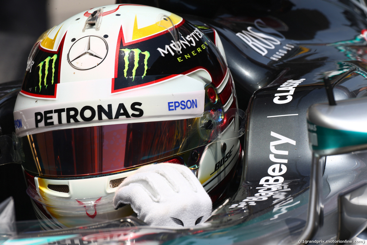 GP CINA, 11.04.2015 - Prove Libere 3, Lewis Hamilton (GBR) Mercedes AMG F1 W06