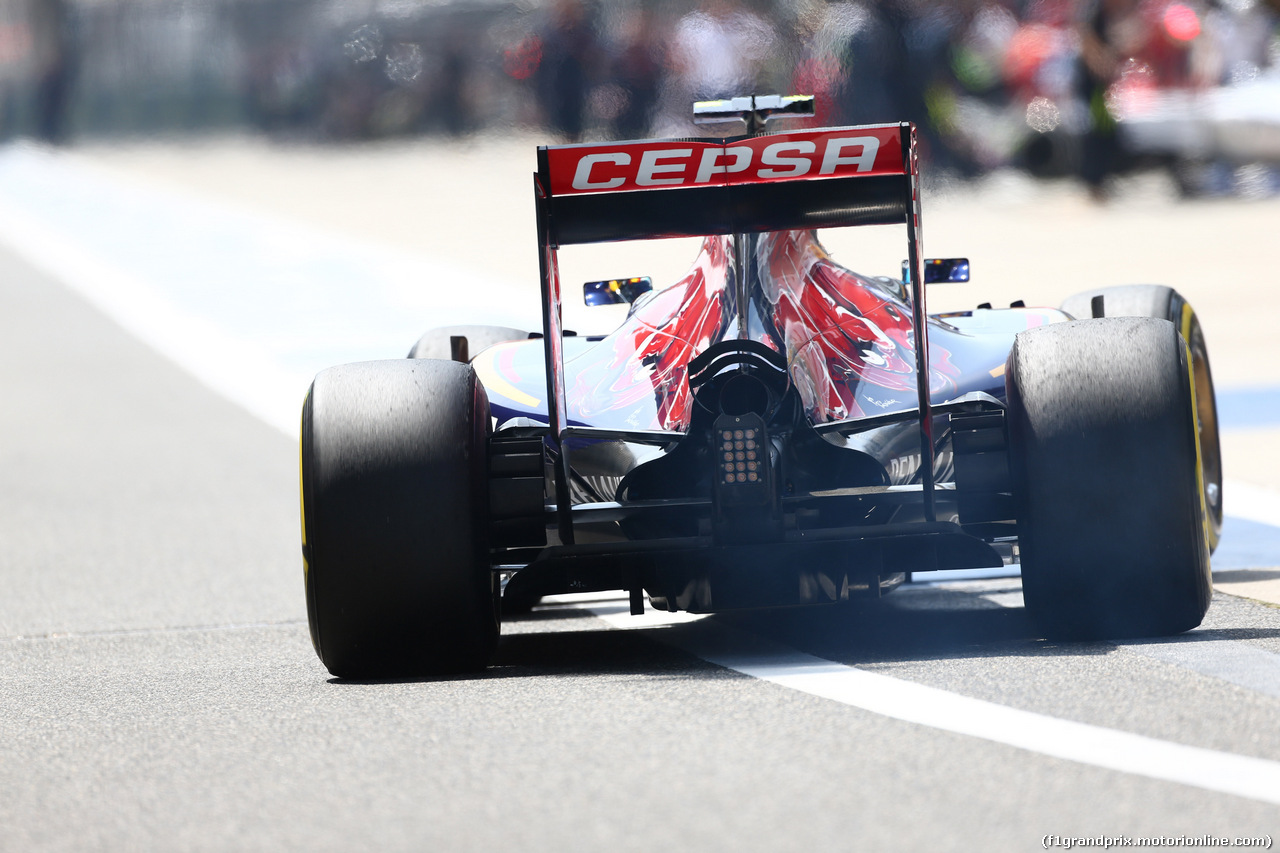 GP CINA, 11.04.2015 - Prove Libere 3, Carlos Sainz Jr (ESP) Scuderia Toro Rosso STR10