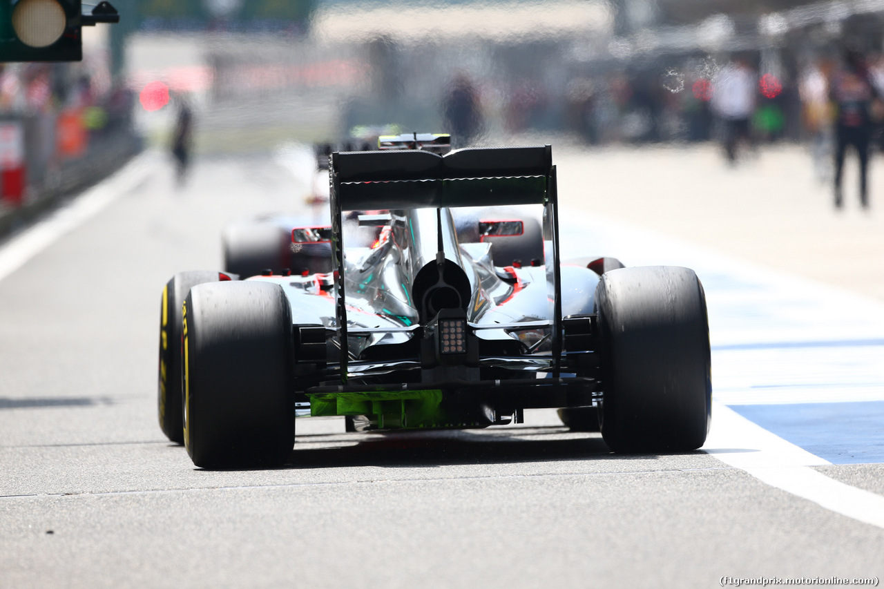 GP CINA, 11.04.2015 - Prove Libere 3, Nico Rosberg (GER) Mercedes AMG F1 W06