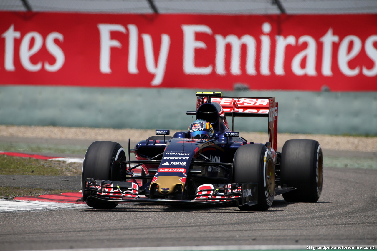 GP CINA, 11.04.2015 - Prove Libere 3, Carlos Sainz Jr (ESP) Scuderia Toro Rosso STR10