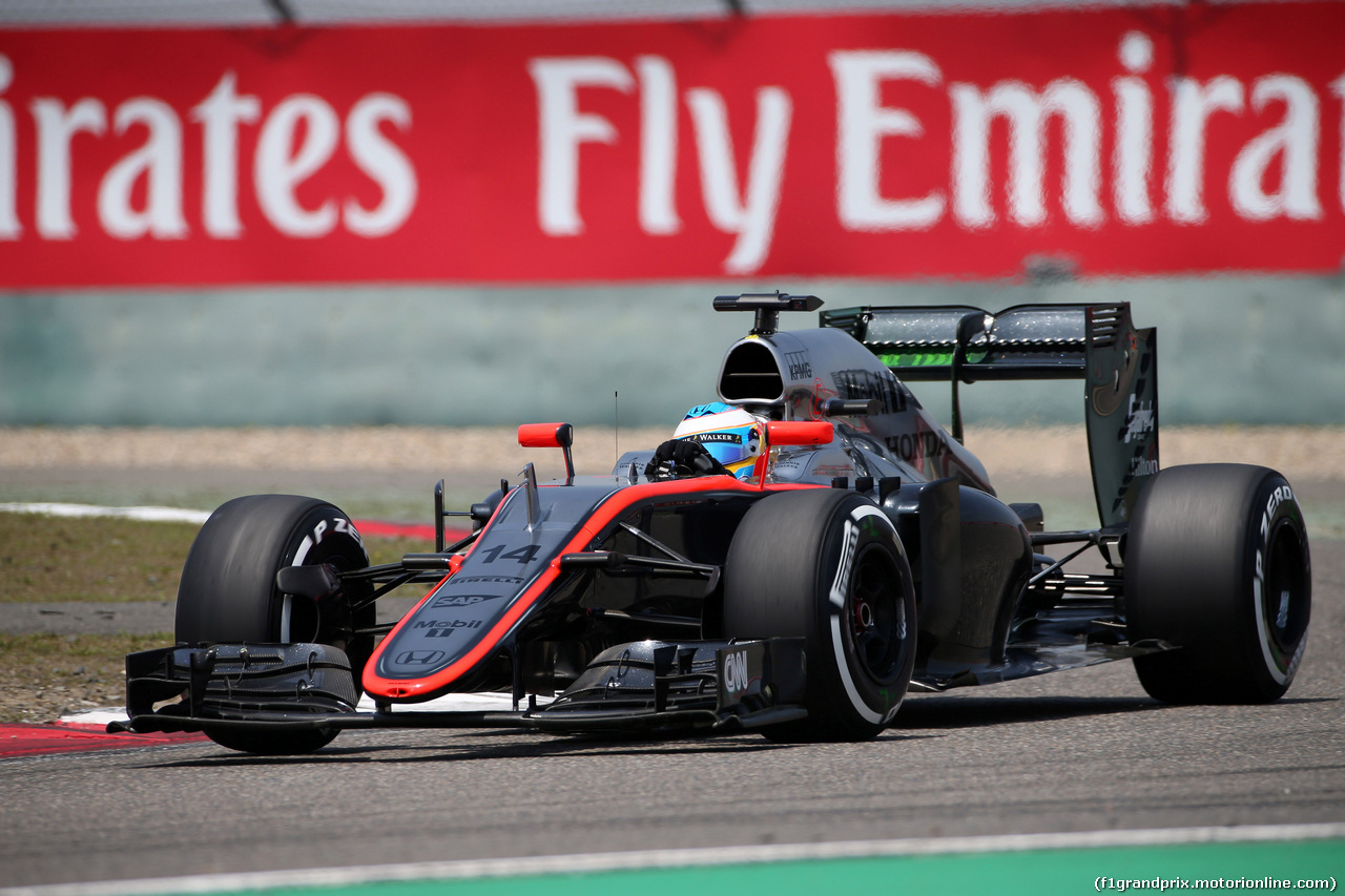 GP CINA, 11.04.2015 - Prove Libere 3, Fernando Alonso (ESP) McLaren Honda MP4-30