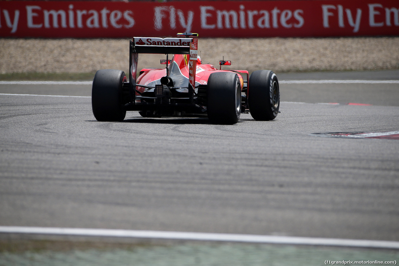 GP CINA, 11.04.2015 - Prove Libere 3, Kimi Raikkonen (FIN) Ferrari SF15-T