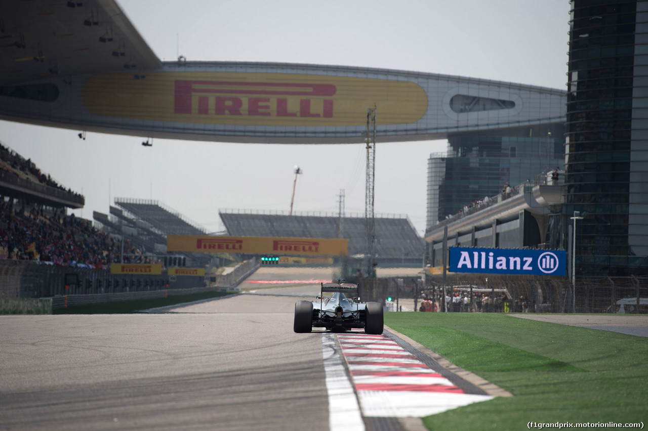 GP CINA, 11.04.2015 - Prove Libere 3, Lewis Hamilton (GBR) Mercedes AMG F1 W06