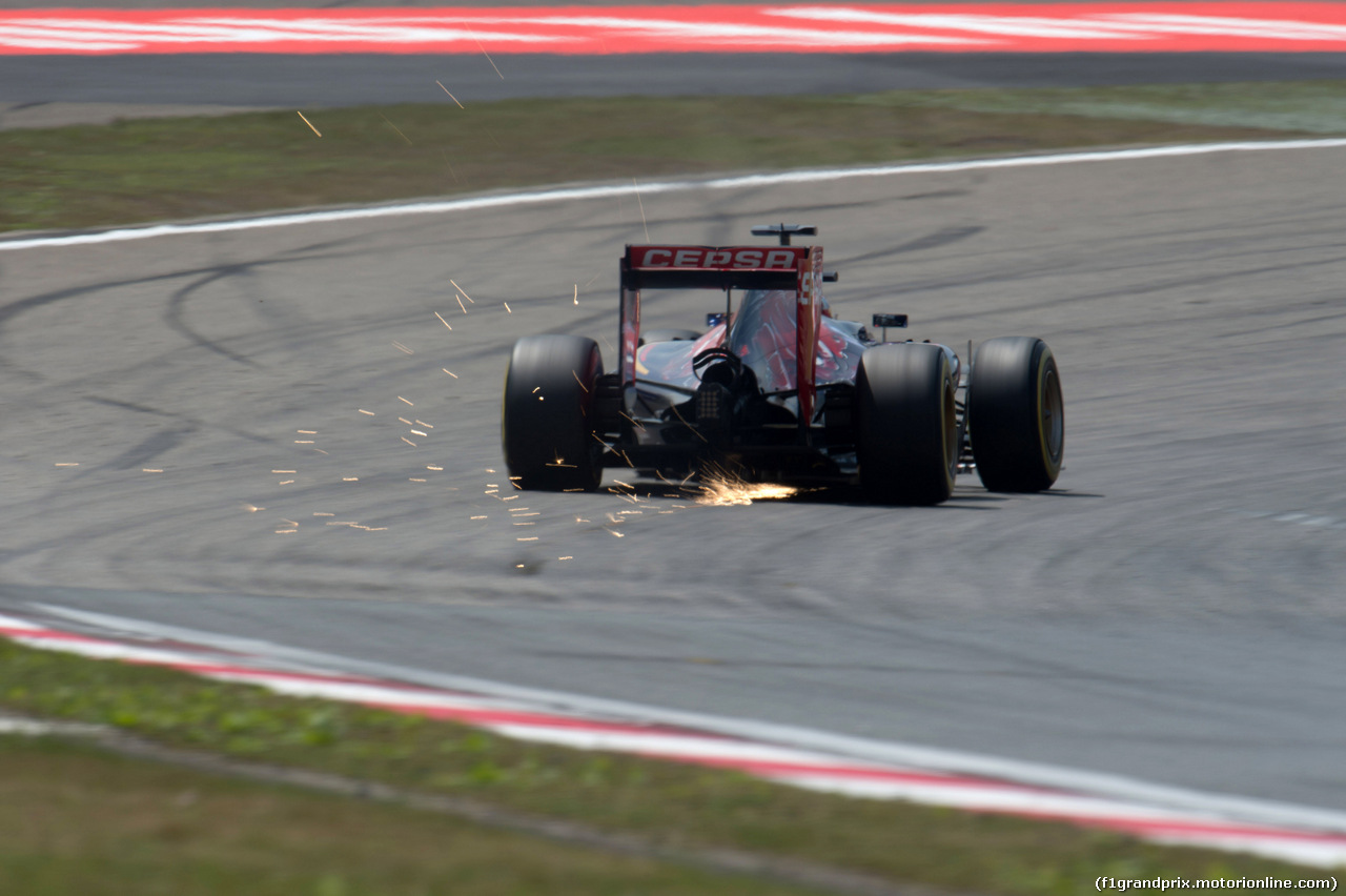 GP CINA, 11.04.2015 - Prove Libere 3, Max Verstappen (NED) Scuderia Toro Rosso STR10