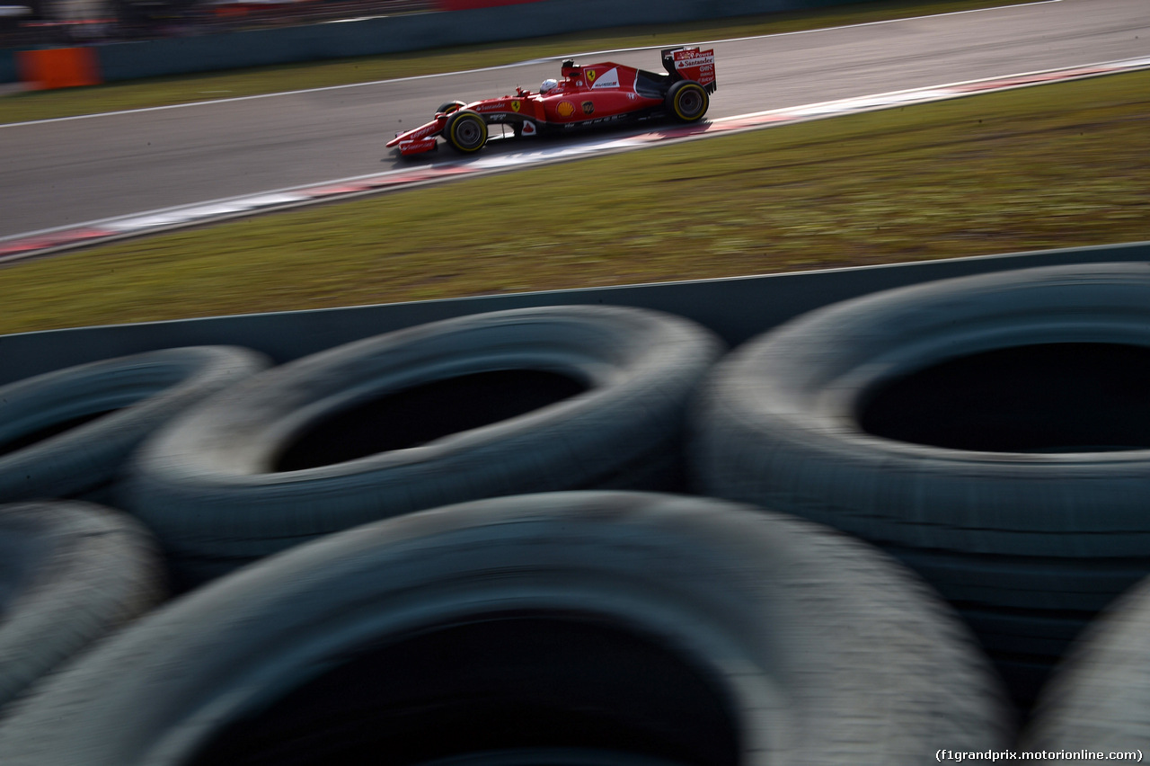 GP CINA, 11.04.2015 - Qualifiche, Sebastian Vettel (GER) Ferrari SF15-T
