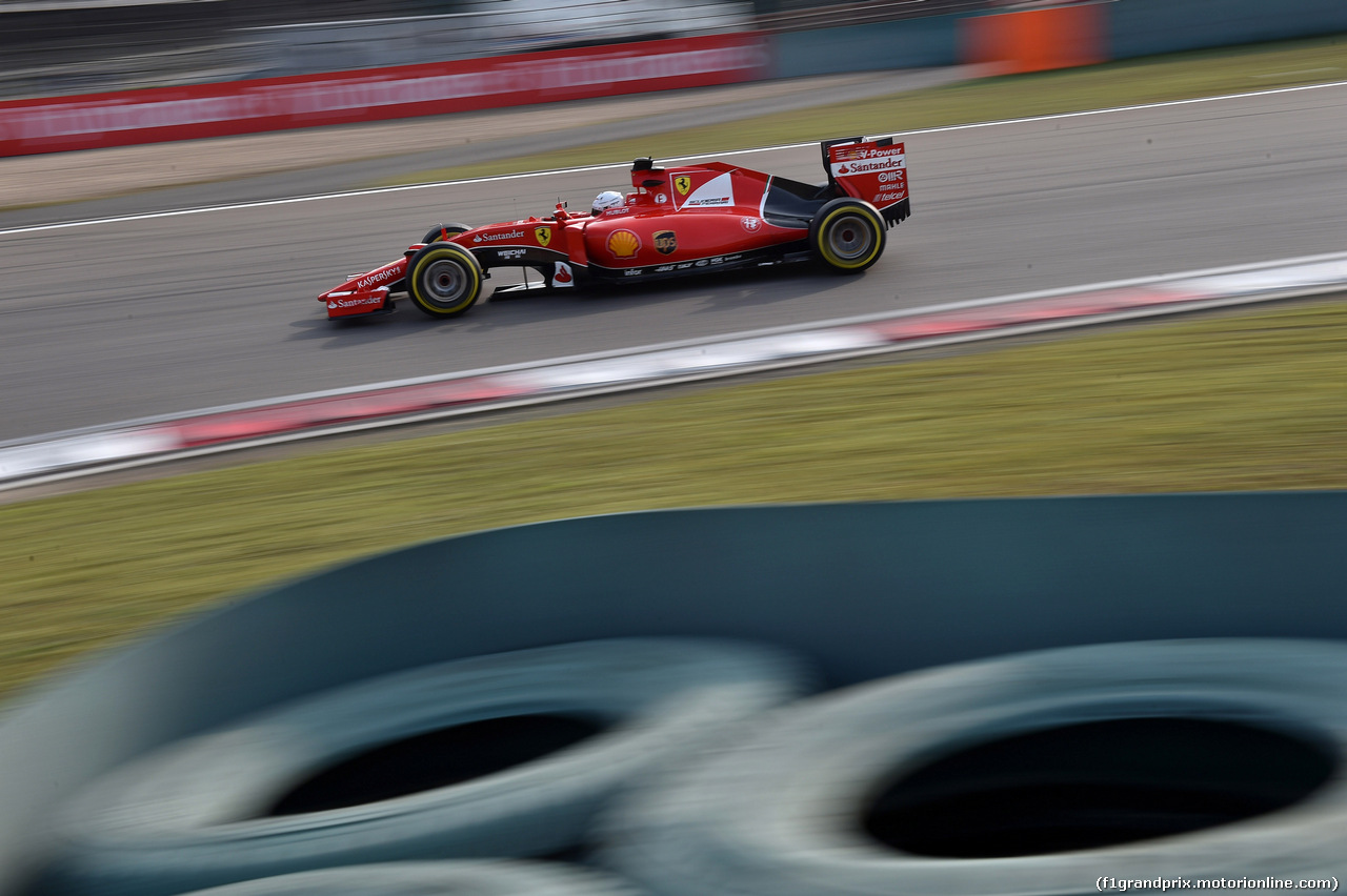 GP CINA, 11.04.2015 - Qualifiche, Sebastian Vettel (GER) Ferrari SF15-T