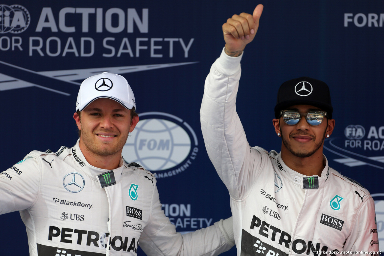 GP CINA, 11.04.2015 - Qualifiche, secondo Nico Rosberg (GER) Mercedes AMG F1 W06 e Lewis Hamilton (GBR) Mercedes AMG F1 W06 pole position