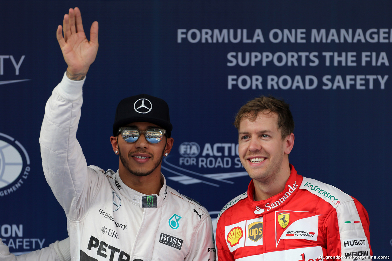 GP CINA, 11.04.2015 - Qualifiche, Lewis Hamilton (GBR) Mercedes AMG F1 W06 pole position e terzo Sebastian Vettel (GER) Ferrari SF15-T