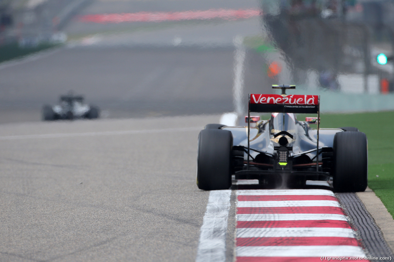 GP CINA, 10.04.2015 - Prove Libere 1, Pastor Maldonado (VEN) Lotus F1 Team E23