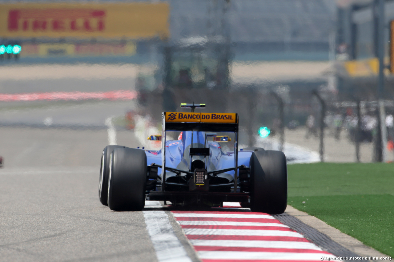 GP CINA, 10.04.2015 - Prove Libere 1, Felipe Nasr (BRA) Sauber C34